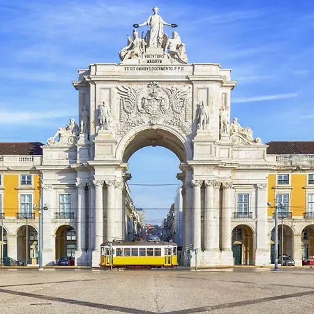 Room In Apartment - Theorynomad Quarto Duplo Central Guest house Lisbon